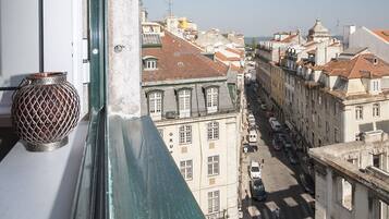 Departamento familiar, 2 habitaciones, 2 baños, vista a la ciudad (Free Parking) | Vista a la ciudad