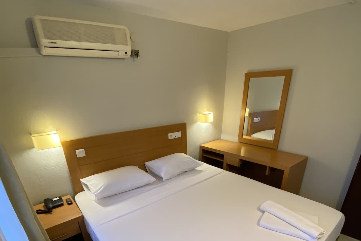 Standaard appartement | 1 slaapkamer, een bureau, gratis wifi, beddengoed
