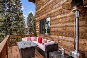 Property grounds - All Seasons Chalet- Beautiful cabin in Divide, CO! (Divide)