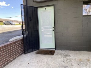 The Loft Front Door - The Little Industrial Loft- Near ATL Airport Sleeps 3 (East Point)