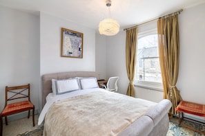 1 bedroom, desk, iron/ironing board, free WiFi