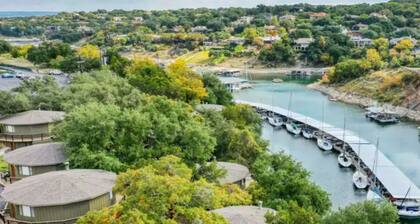 Tree House on Lake Travis #15