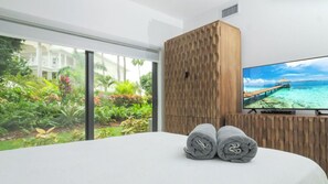 3 bedrooms, free WiFi, bed sheets