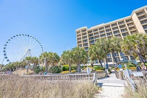 Exterior - Amazing View of the Ocean Beautifully Decorated1BR (Myrtle Beach)