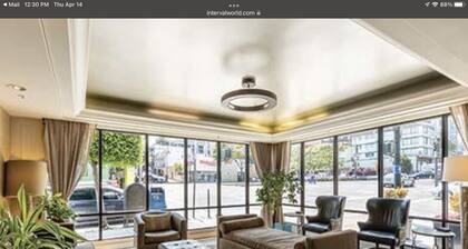 Hotel suite for your Bottle Rock stay by Fishermenâs Wharf