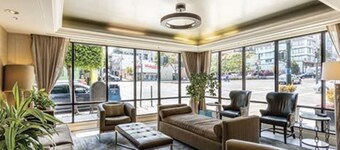 Hotel suite for your Bottle Rock stay by Fishermen’s Wharf