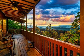 Property grounds - 🏔🏔 180° Views 🏔🏔 ❸Decks ❸Masters ❷Game R♨Hot T (Sevierville)
