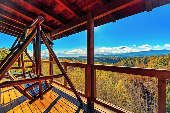 Property grounds - 🏔🏔 180° Views 🏔🏔 ❸Decks ❸Masters ❷Game R♨Hot T (Sevierville)