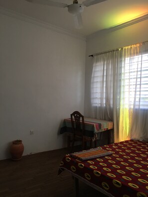 1 bedroom, desk, free WiFi