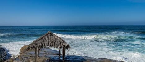 Beach nearby, sun-loungers