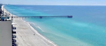 20% OFF RATES MARCH-MAY Beach Villa with Pool,7BR,4BA,sleeps 23 comfortably 