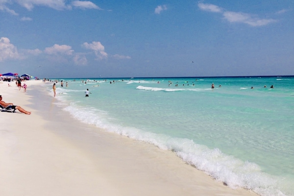 På stranden, liggestole