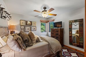 6 camere, ferro/asse da stiro, Wi-Fi, lenzuola