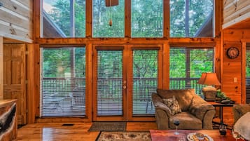 Smart TV, video games