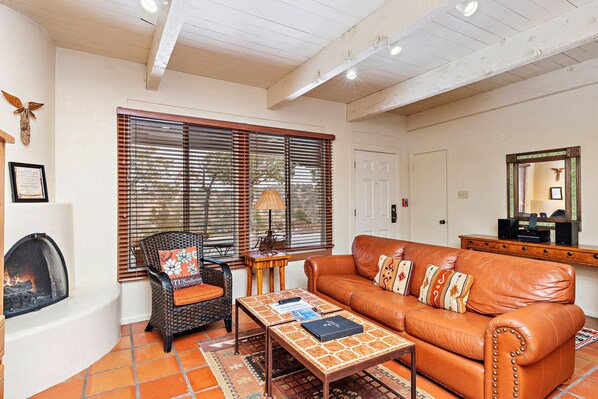 Smart TV, fireplace, DVD player, books