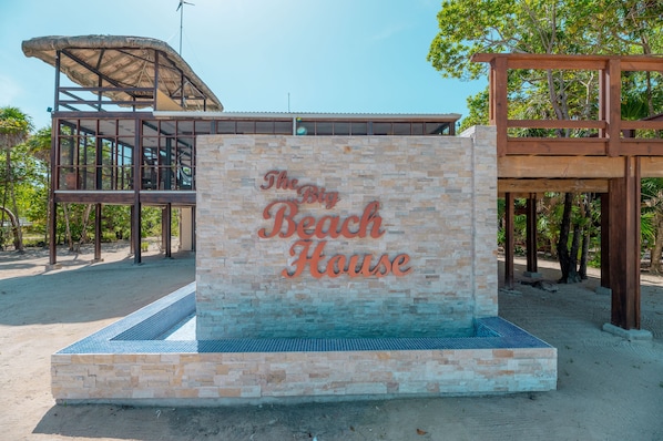 Nicht klassifiziertes Bild, 1 von 45, Schaltfläche