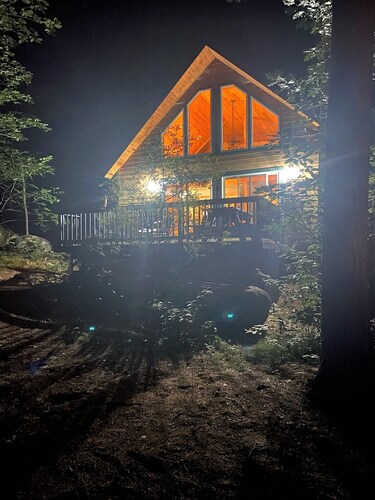High Peaks Hideaway - minutes from Whiteface Mt!