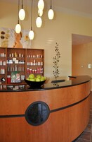 Couples treatment rooms, body treatments, aromatherapy