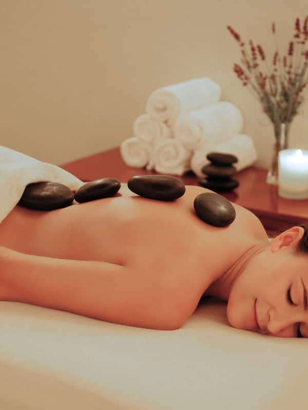 Couples treatment rooms, body treatments, aromatherapy