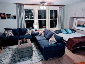 3 Schlafzimmer, Schreibtisch, Bügeleisen/Bügelbrett, kostenloses WLAN