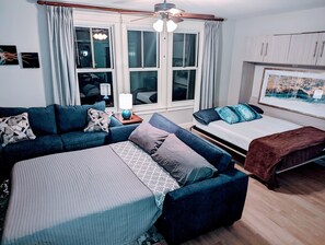 1 多间卧室、办公桌、熨斗/熨衣板、免费 WiFi