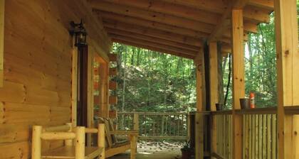 AMAZING & COZY LOG CABIN IN WOODS