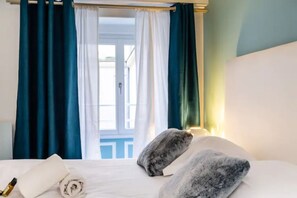 3 bedrooms, desk, iron/ironing board, Internet - Superb apartment in the heart of Bordeaux (Bordeaux)