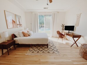 3 habitaciones, escritorio, cuna de viaje y wifi 