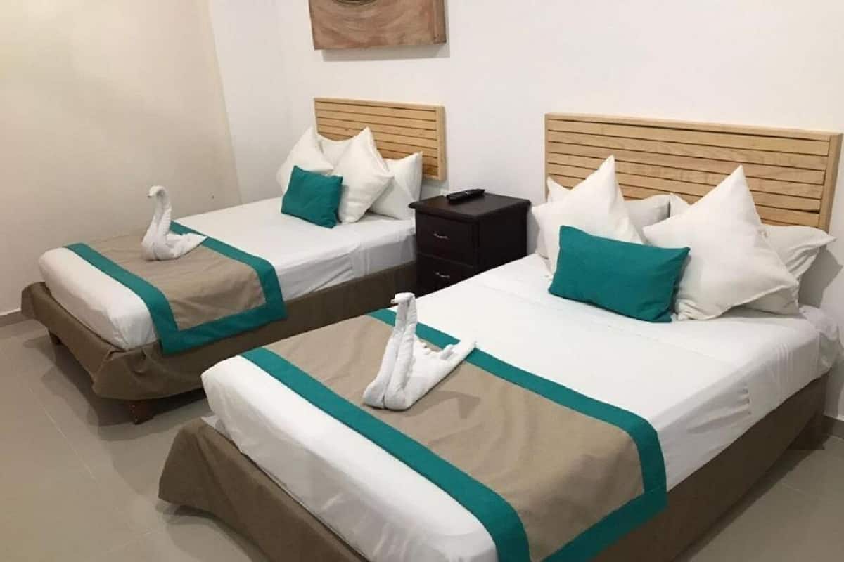 Standard Room | Bathroom | Shower, towels, soap, shampoo