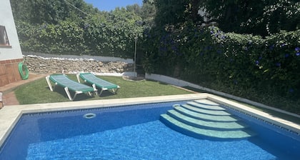 Private Villa Nerja 6m pool, gardens & Parking.