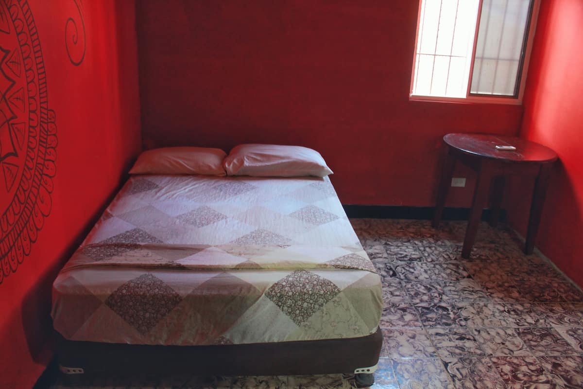 Basic Shared Dormitory | Down comforters, Tempur-Pedic beds, WiFi (free)