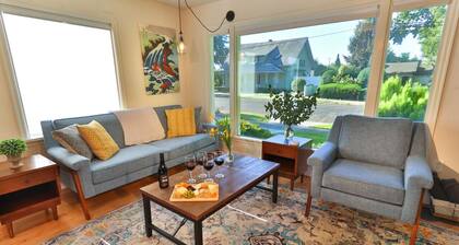 Olive House · Olive House Cute, clean, quiet & all the amenities