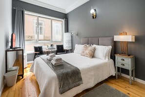 1 quarto, acesso à internet, roupa de cama