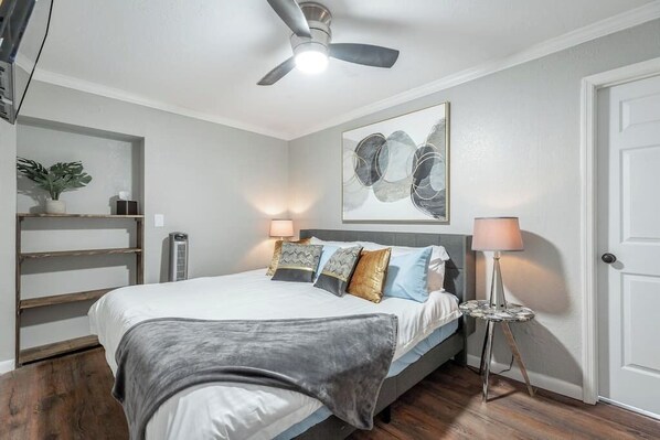 1 bedroom, iron/ironing board, travel cot, free WiFi