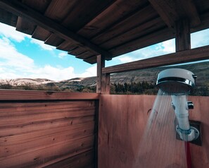 Tenda Superior, kamar mandi pribadi, pemandangan gunung (Couples-Only) | Kamar mandi