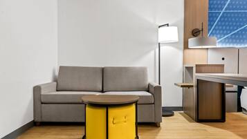 Suite, 1 King Bed with Sofa bed, Non Smoking (Upgrade)