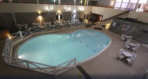 Indoor pool, pool loungers