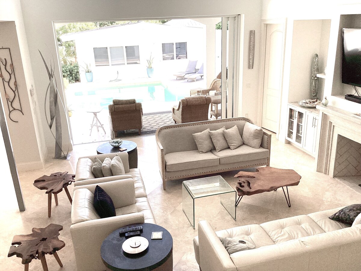 Photo 4 of Old Naples House 1 1/2 Blocks to Beach on 2nd Ave N