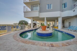 Indoor pool, outdoor pool