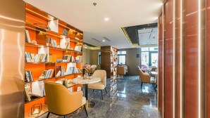 Ảnh chưa phân loại, 4 trong số 28 ảnh, nút