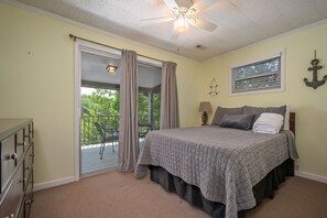 4 slaapkamers, een strijkplank/strijkijzer, wifi, beddengoed