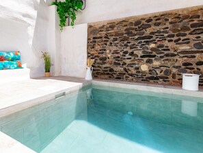Pool - Fantastic house with pool and wifi (Nigüelas)