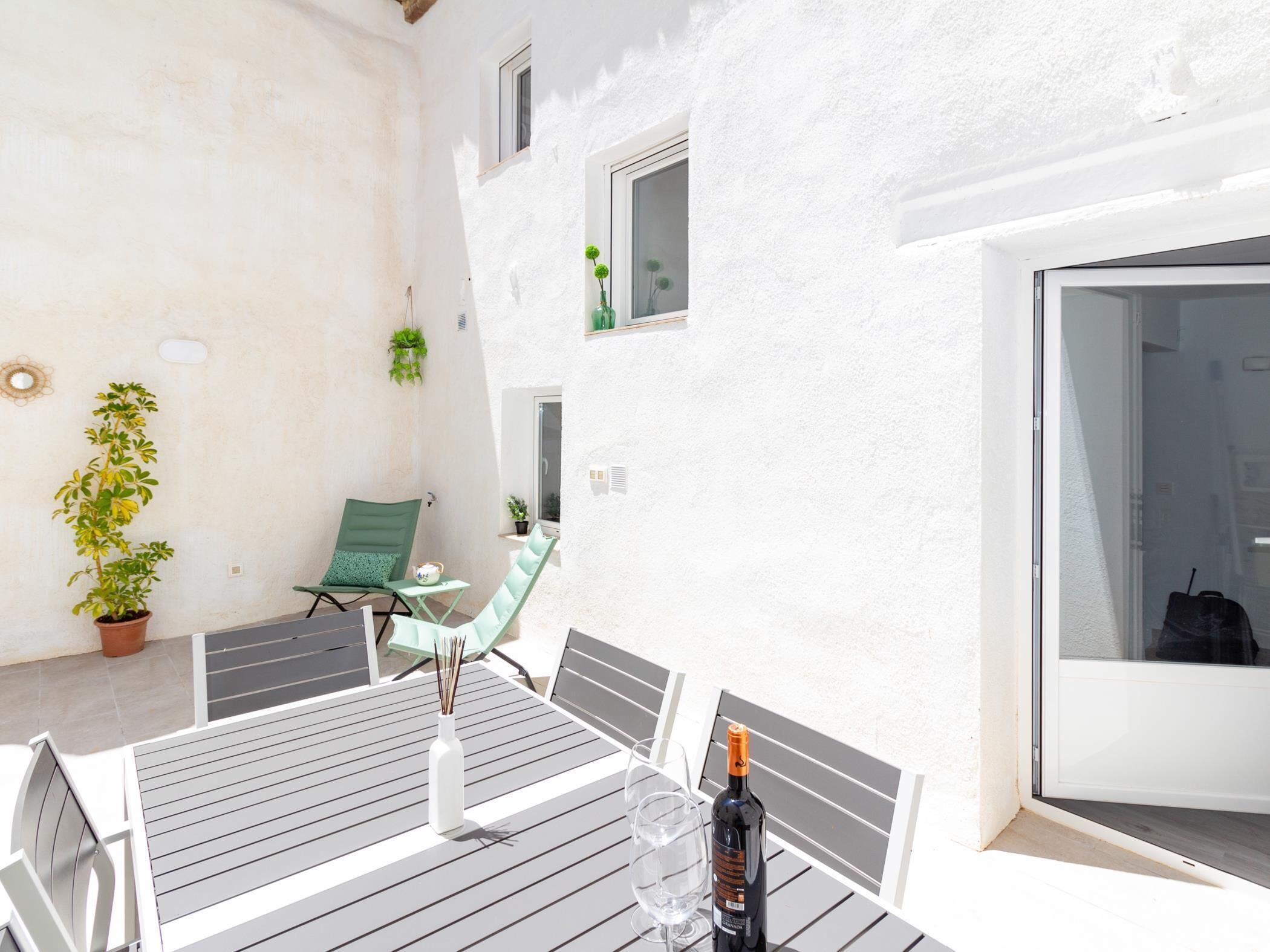 تناول الطعام بالخارج