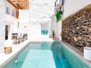 Pool - Fantastic house with pool and wifi (Nigüelas)