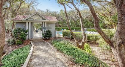 3/2 Private Home, Steps from the Ocean! 5017 Summer Beach, Amelia Island
