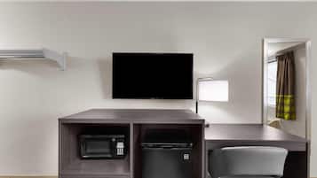 Kamer, 2 tweepersoonsbedden, niet-roken | Een bureau, een strijkplank/strijkijzer, gratis wifi, beddengoed