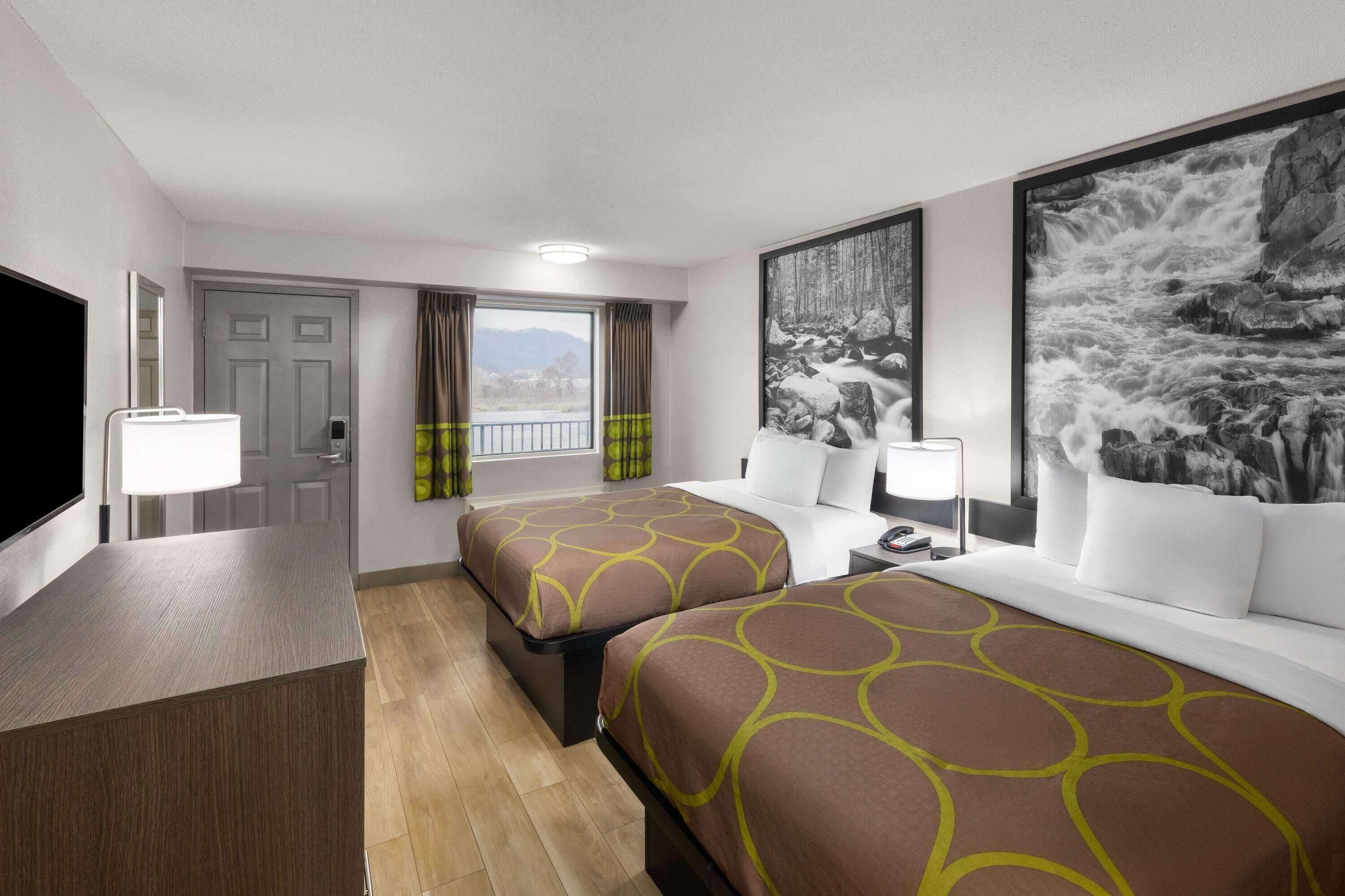 Desk, iron/ironing board, free WiFi, bed sheets