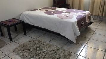 1 chambre, Wi-Fi gratuit, draps fournis