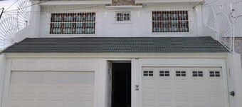 Comfortable, spacious and beautiful residence located next to the Prologis industrial park.