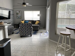 Smart TV, tenis de mesa y impresora
